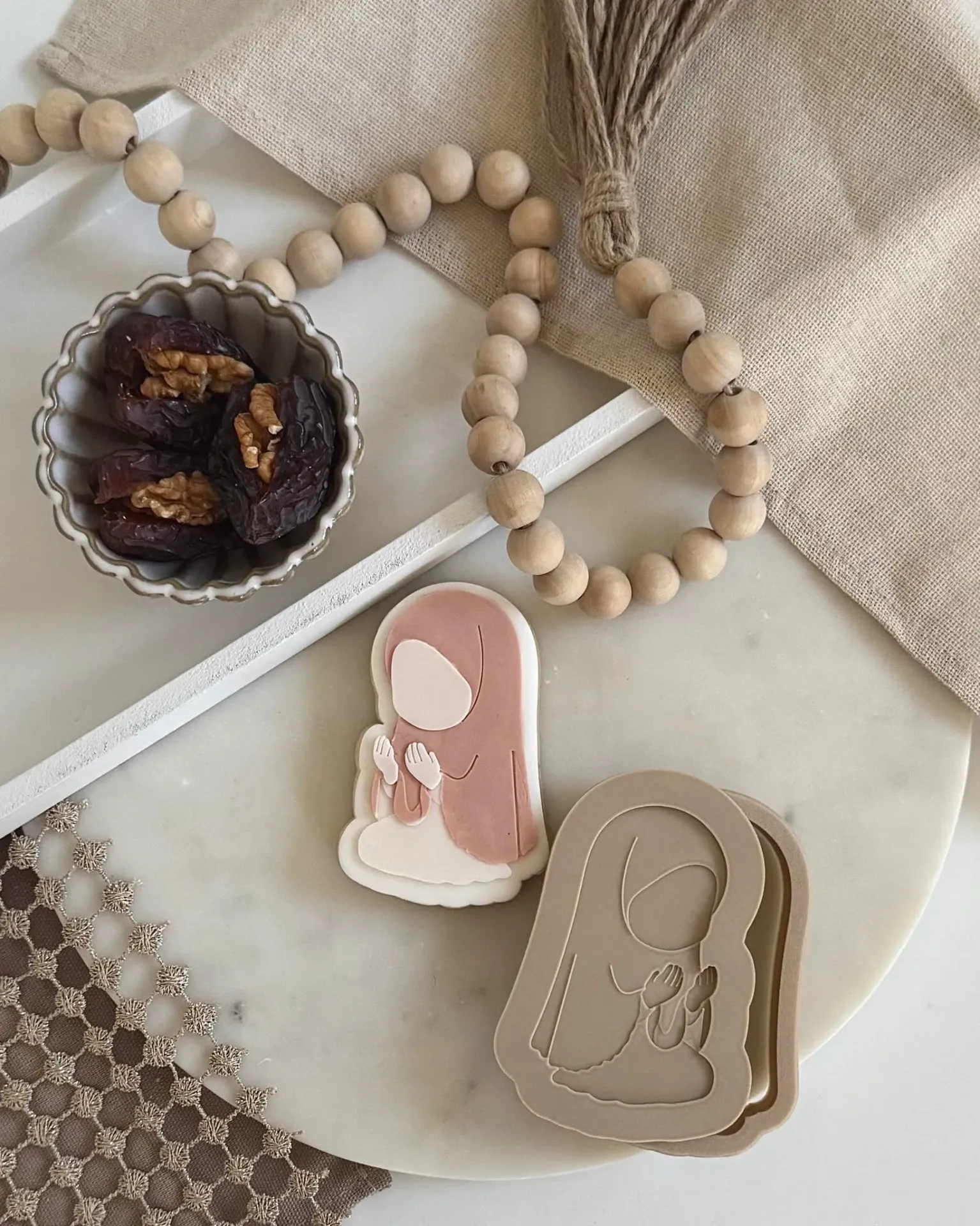 Petite Fille en Prière