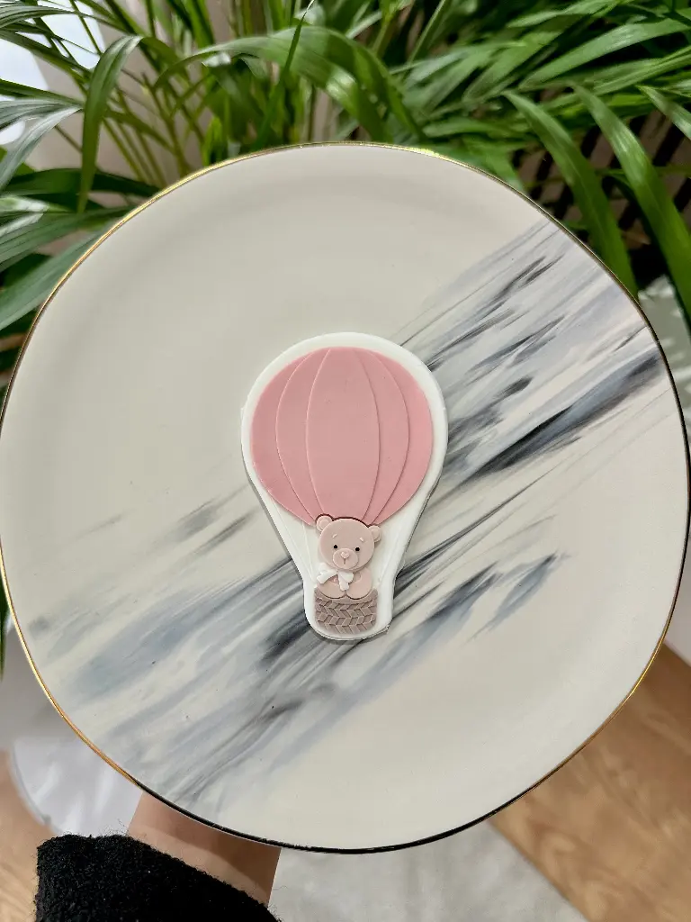 Ourson sur Montgolfière