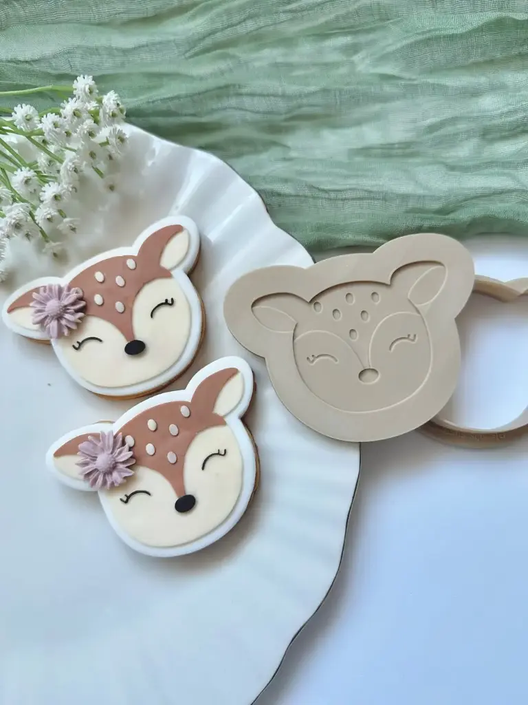 Tête de Faon Fleurie