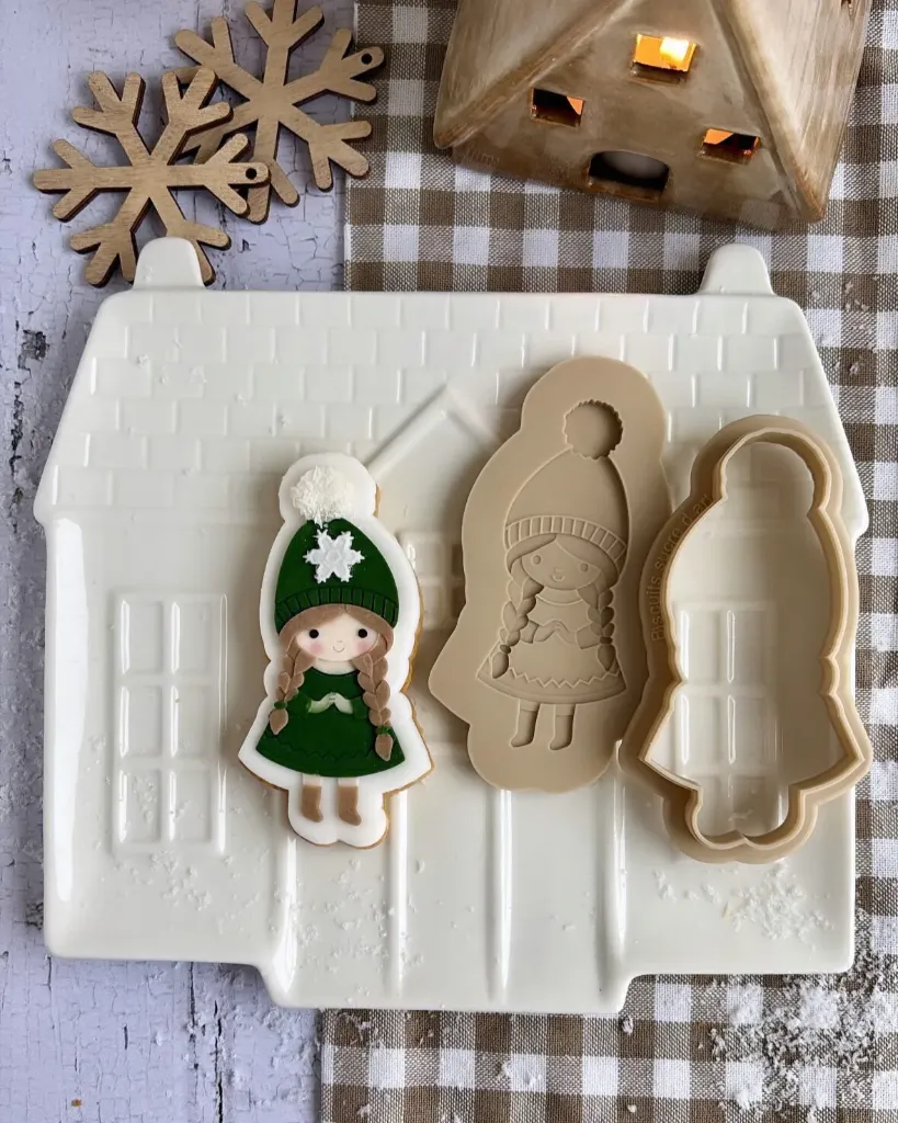 Petite Fille Hivernale Mignonne (Duo)